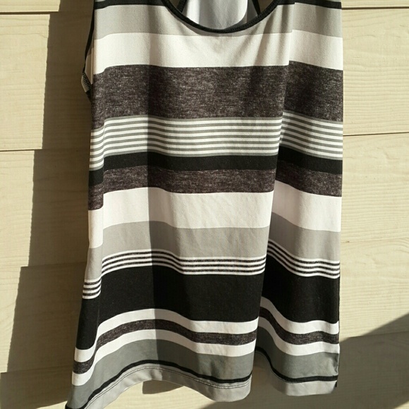 Xersion Monochromatic Black & White Grey-scale Striped Racerback Tank Top - Picture 10 of 16